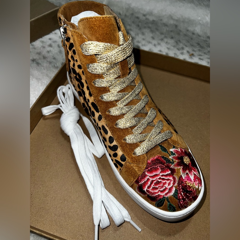 JOHNNY WAS Juana Leopard Floral Hi Top Calf Hair Sneakers Side Zip Lace Up 8 NIB